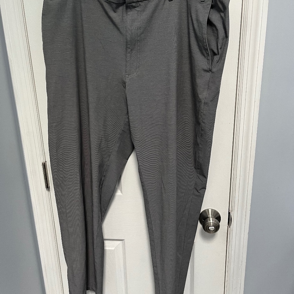 Perry Ellis 42x32 men’s gray stretch golf sport pants dress